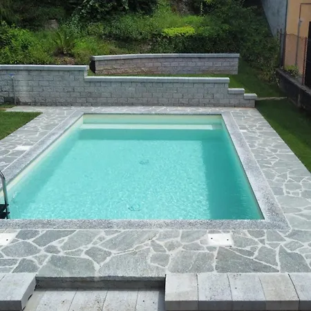 Sweet Caroline Apartment Lierna