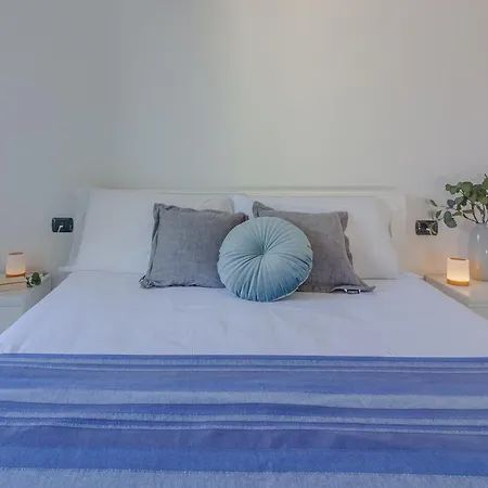 Sweet Caroline Apartment