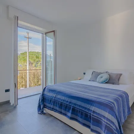 Sweet Caroline Apartment Lierna