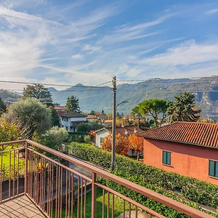 Apartment Sweet Caroline *